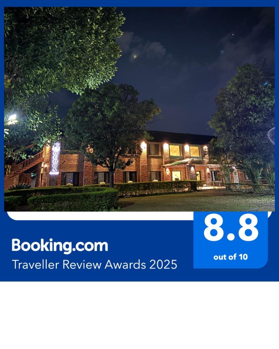 The Cocoon Bed & Breakfast เดห์ราดุน ภายนอก รูปภาพ